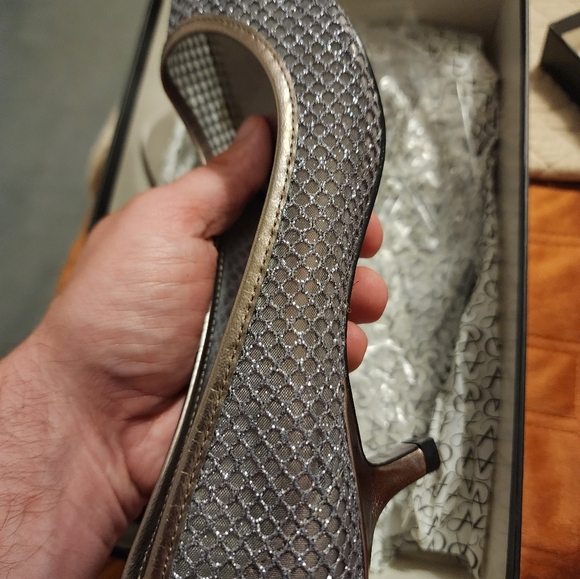 Adrianna Papell Lois Gunmetal Honeycomb 6.5M Silver - Picture 11 of 16